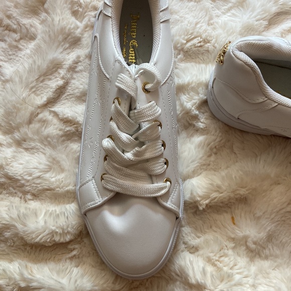 sneakers - Picture 3 of 4